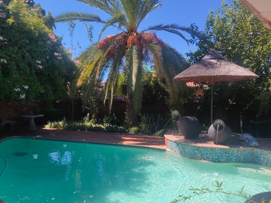 4 Bedroom Property for Sale in Hillcrest Northern Cape